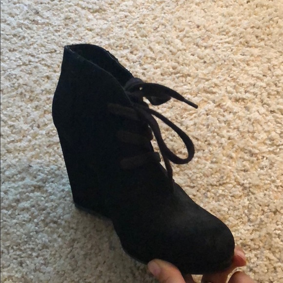 Dolce Vita black booties - Picture 3 of 3